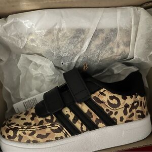 Toddler girl adidas sneakers size 7